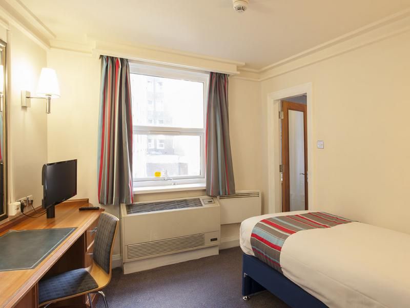 Travelodge Kings Cross Royal Scott London Bagian luar foto