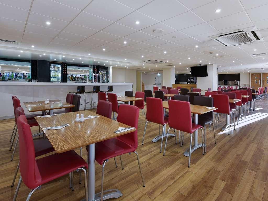 Travelodge Kings Cross Royal Scott London Restoran foto