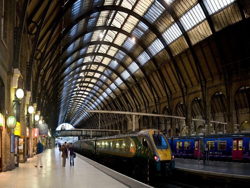 Travelodge Kings Cross Royal Scott London Bagian luar foto